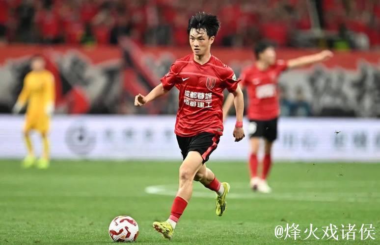 国足大名单将增容 廖锦涛杨明洋进入考察视野