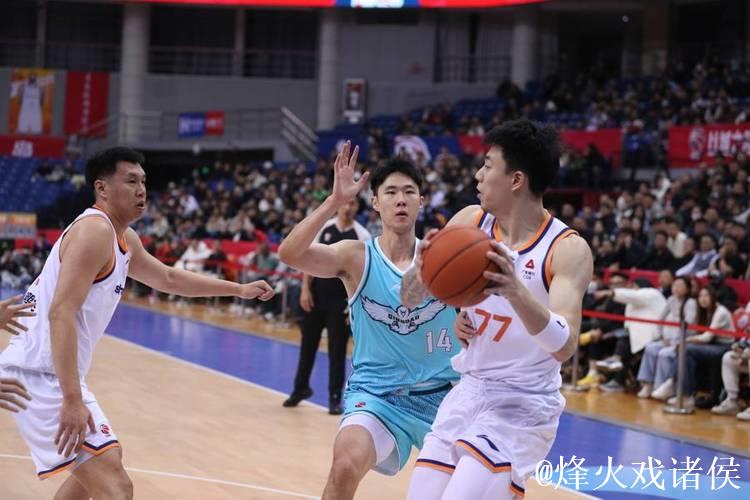 八连胜！上海大鲨鱼客场大胜青岛队